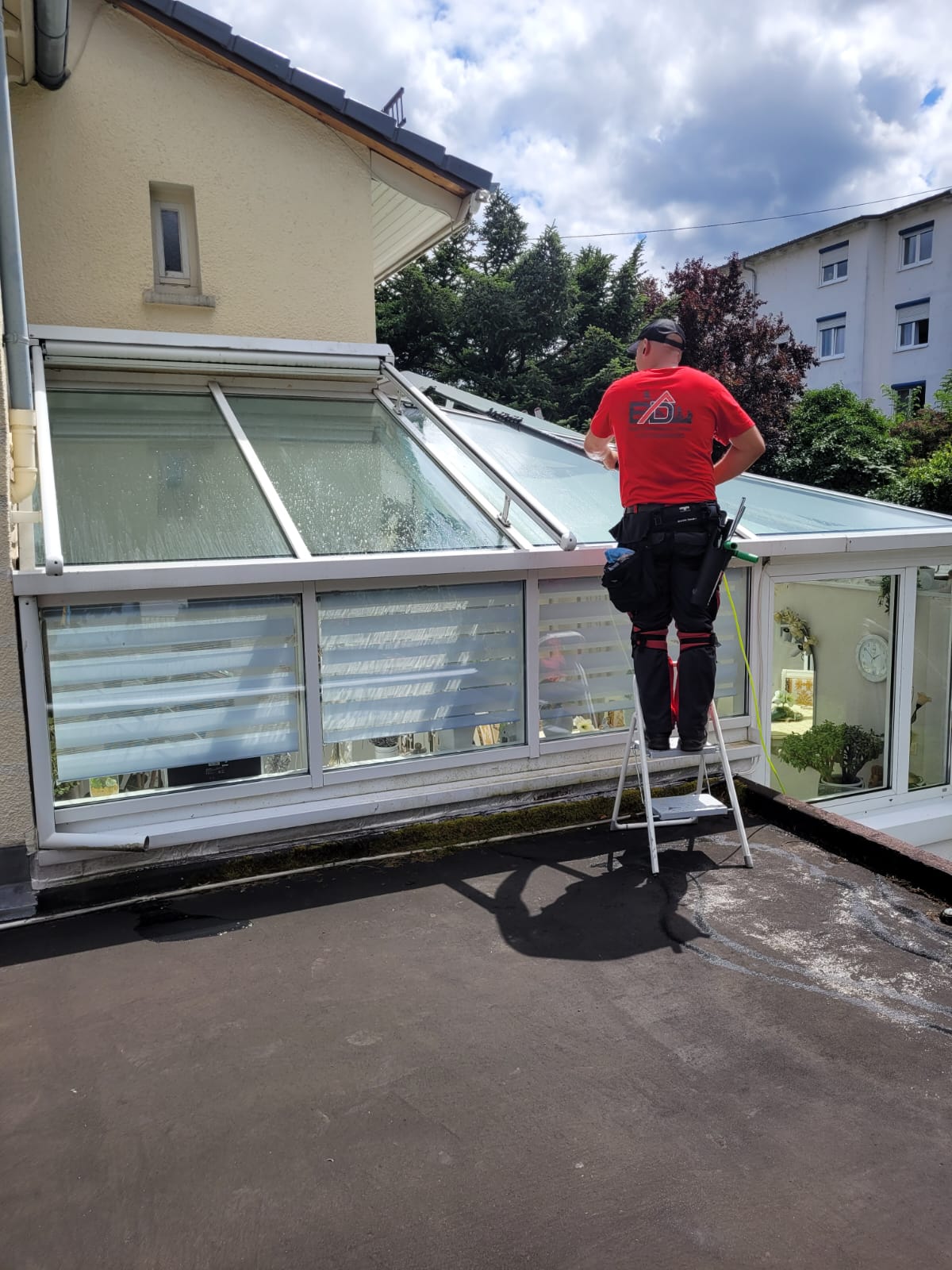 Glas- und Fensterreinigung